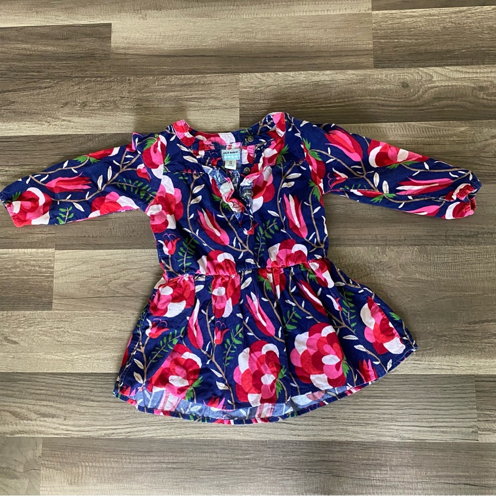 Kids Old Navy Blue and Red Floral Dress size 2 T